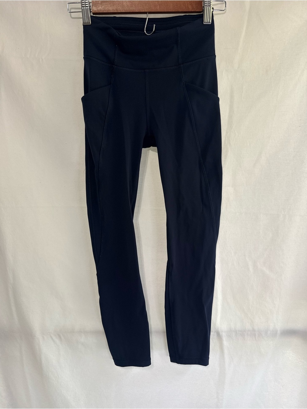 Lululemon HR Wunder Train with Pockets - Size 2 True Navy